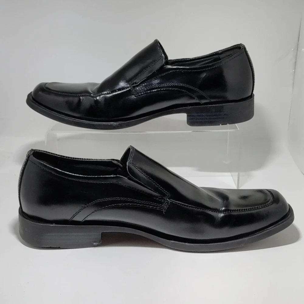 Stacy Adams black leather men's slip-on dress shoe size 8m